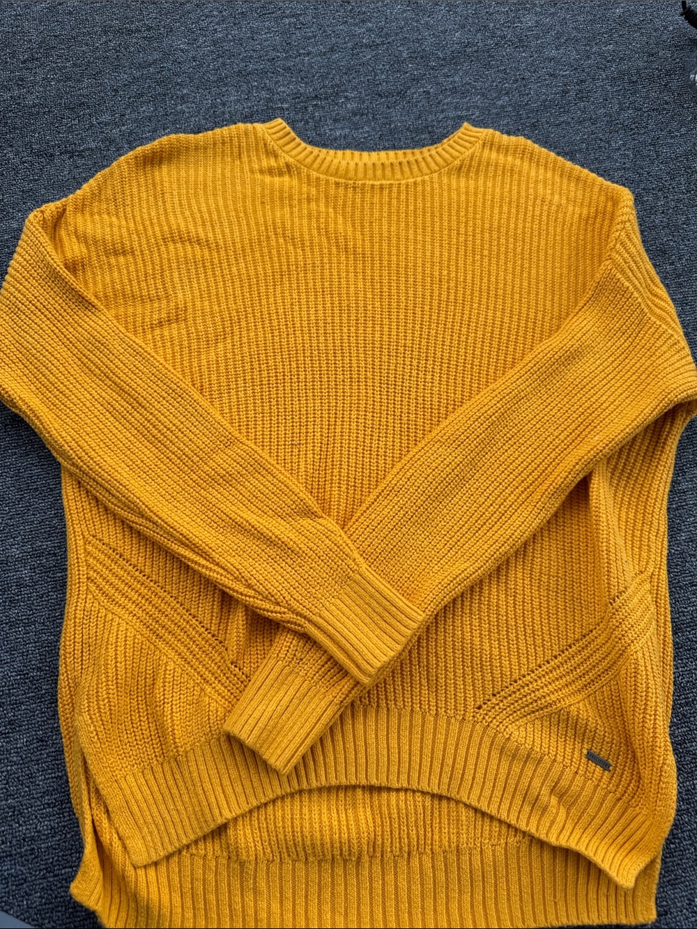 Hollister Golden Yellow Ribbed Knit Sweater